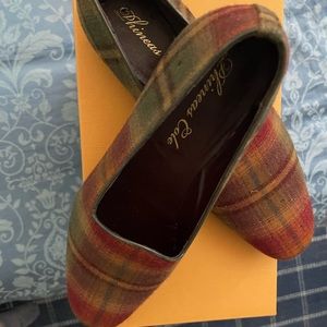 PHINEAS COLE (PAUL STUART) men’s wool plaid opera slipper. Size 10